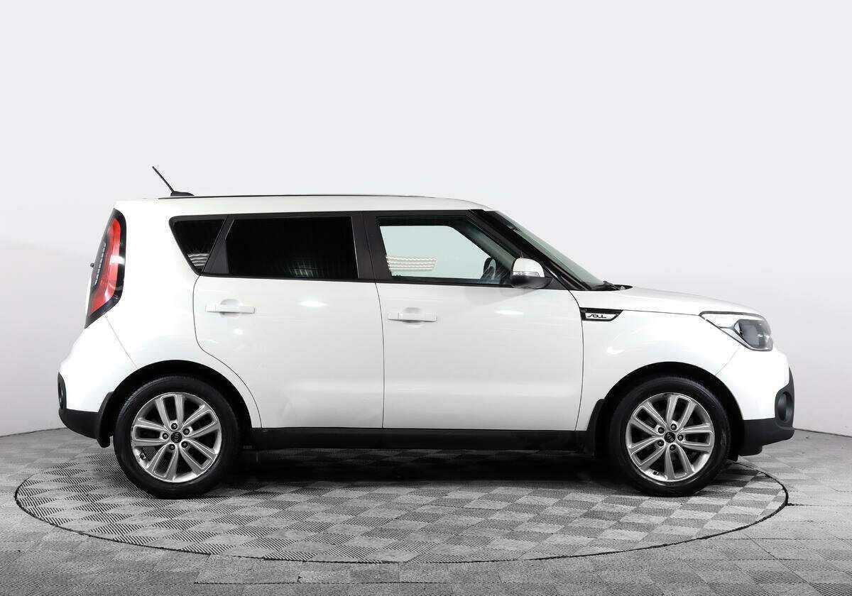 Купить Киа Соул, 2018, 117 542 км.. Фото: #2