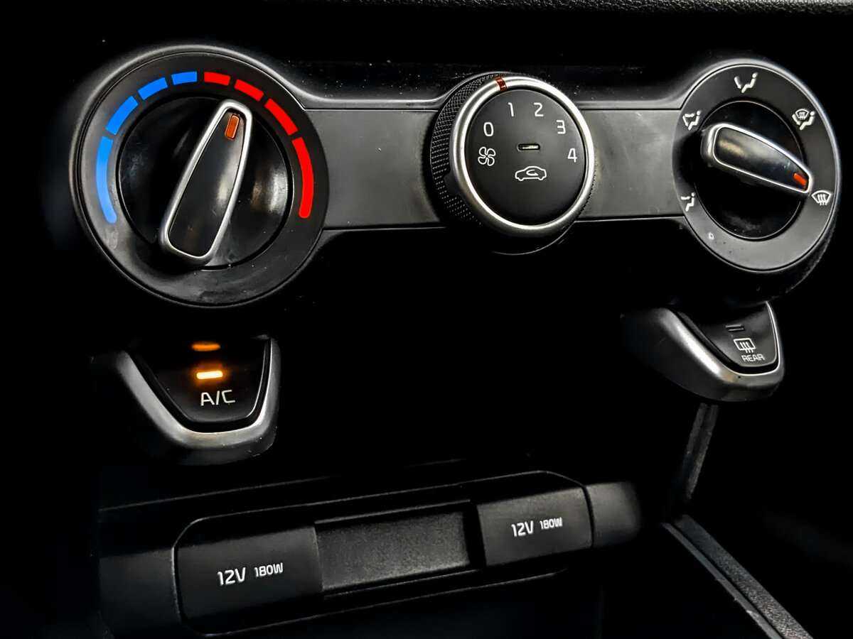 Купить Киа Рио, 2021, 61 000 км.. Фото: #24