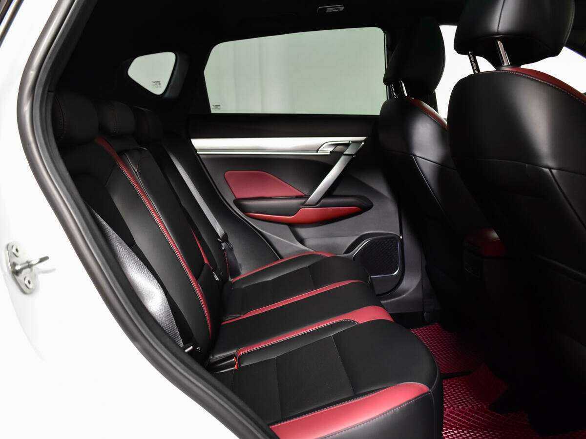 Купить Джили Кулрэй, 2022, 42 859 км.. Фото: #9