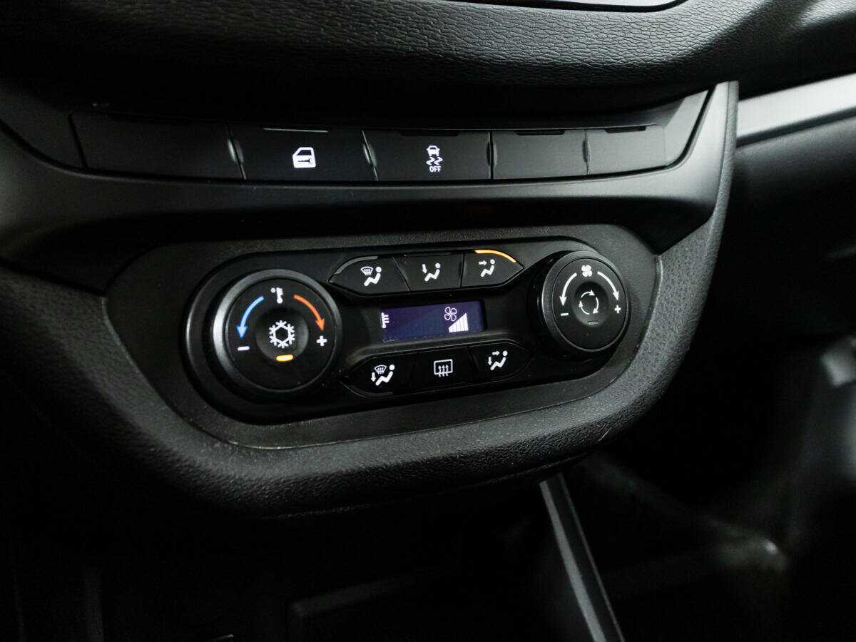 Купить Лада (ВАЗ) Веста, 2022, 61 720 км.. Фото: #15