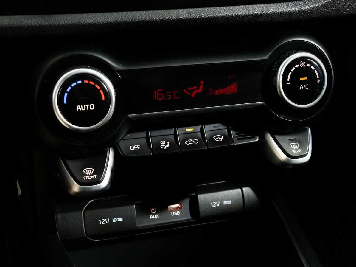 Купить Киа Рио, 2018, 90 644 км.. Фото: #14