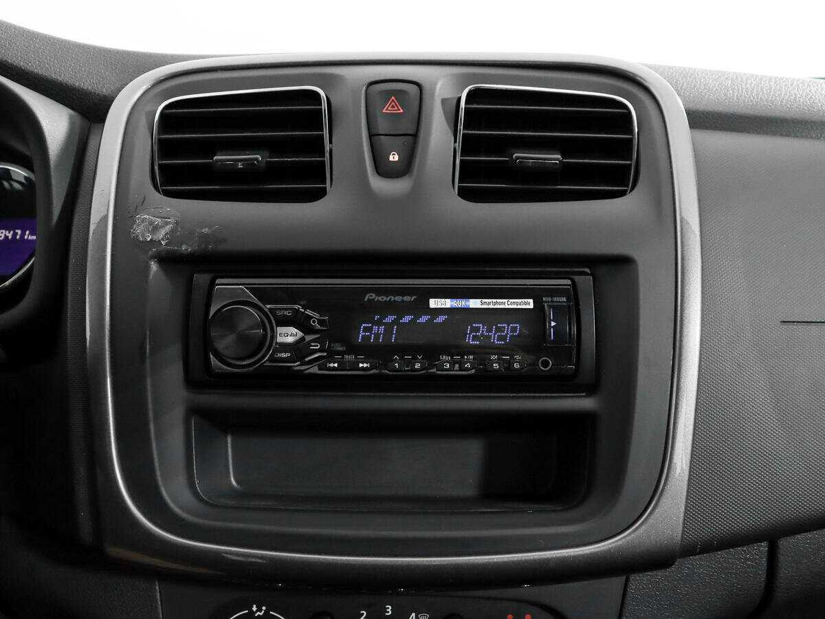 Купить Рено Сандеро, 2015, 198 470 км.. Фото: #12