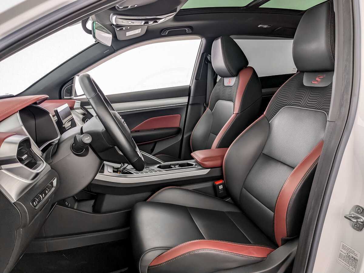 Купить Джили Кулрэй, 2021, 41 831 км.. Фото: #15