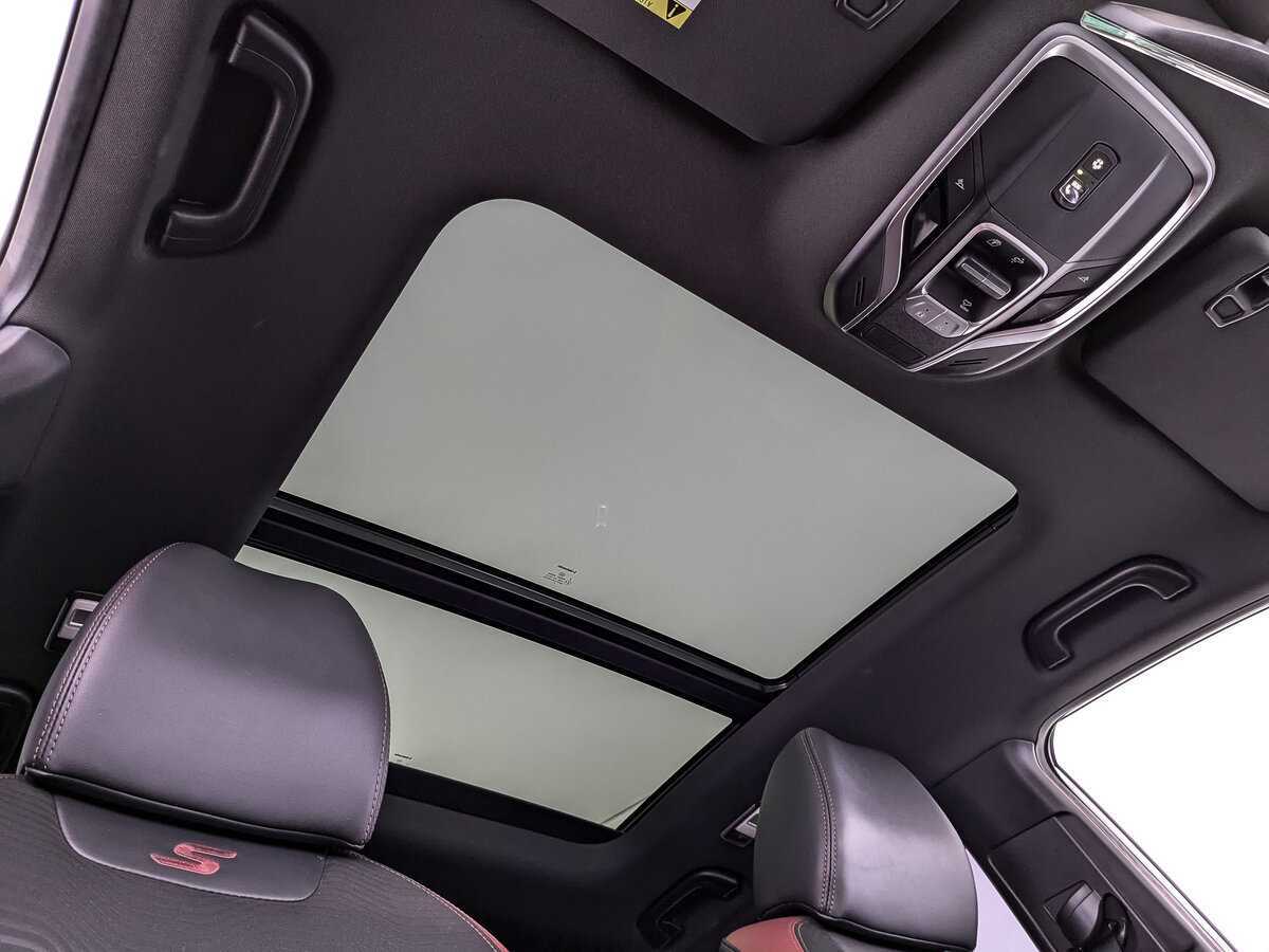 Купить Джили Кулрэй, 2021, 85 842 км.. Фото: #18