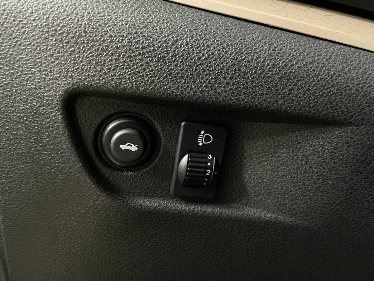 Купить Лада (ВАЗ) Веста, 2018, 85 724 км.. Фото: #8