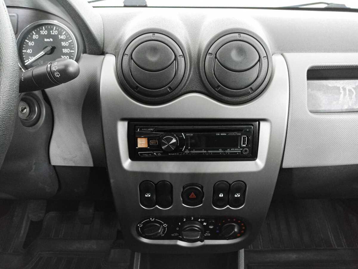 Купить Рено Сандеро, 2014, 64 239 км.. Фото: #11