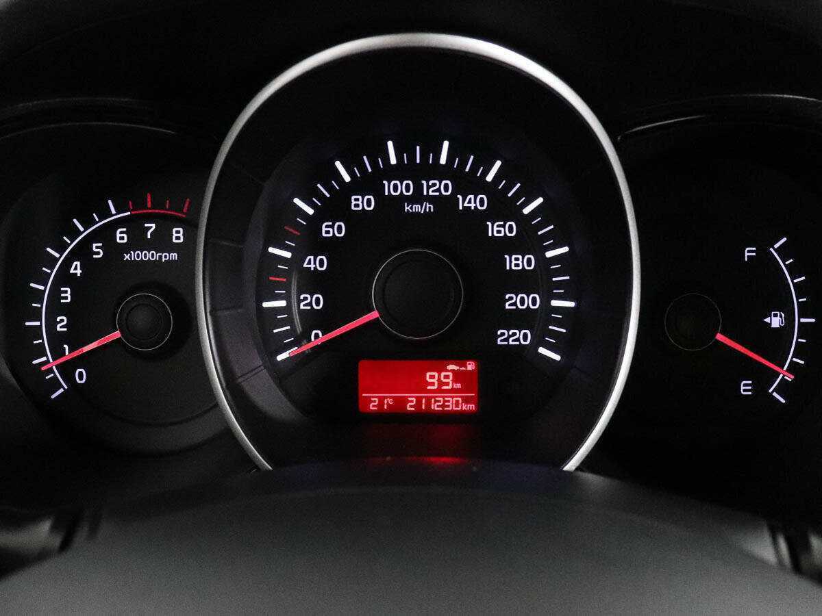 Купить Киа Рио, 2015, 211 229 км.. Фото: #9