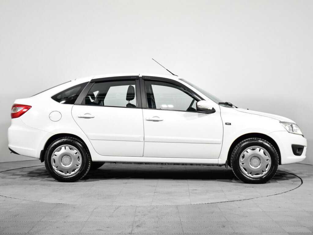 Купить Лада (ВАЗ) Гранта, 2016, 40 238 км.. Фото: #3