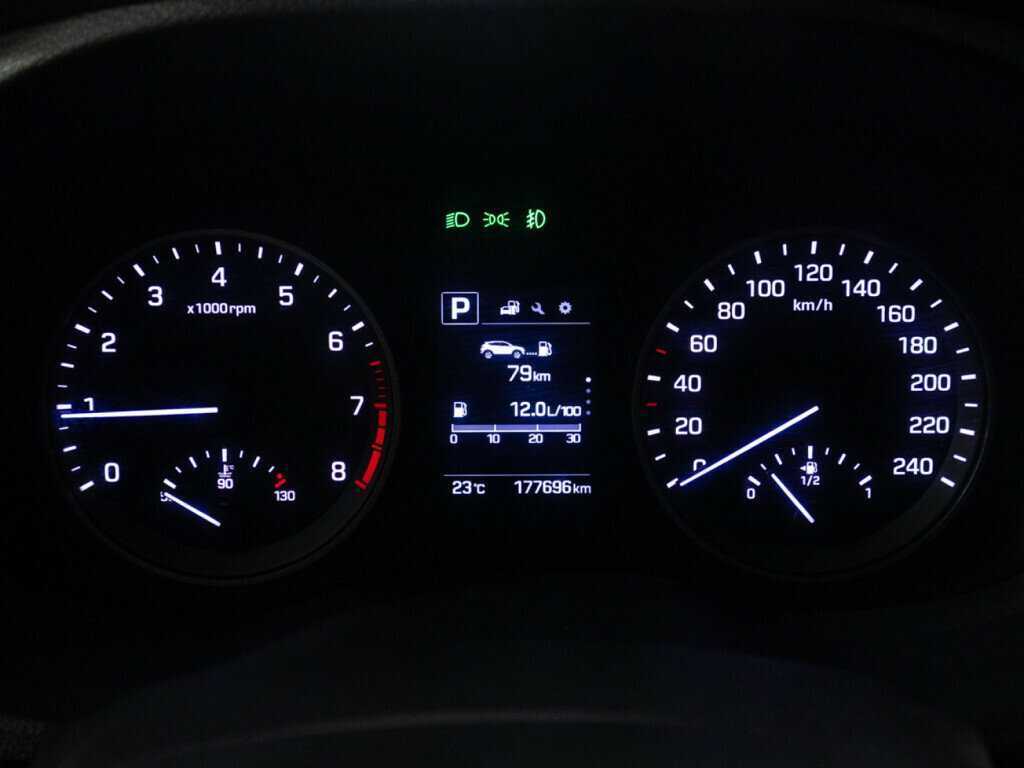 Купить Хендай Туксон, 2016, 177 639 км.. Фото: #11