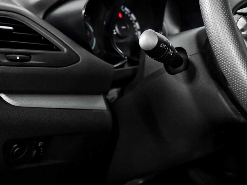 Купить Лада (ВАЗ) Веста, 2017, 186 650 км.. Фото: #9