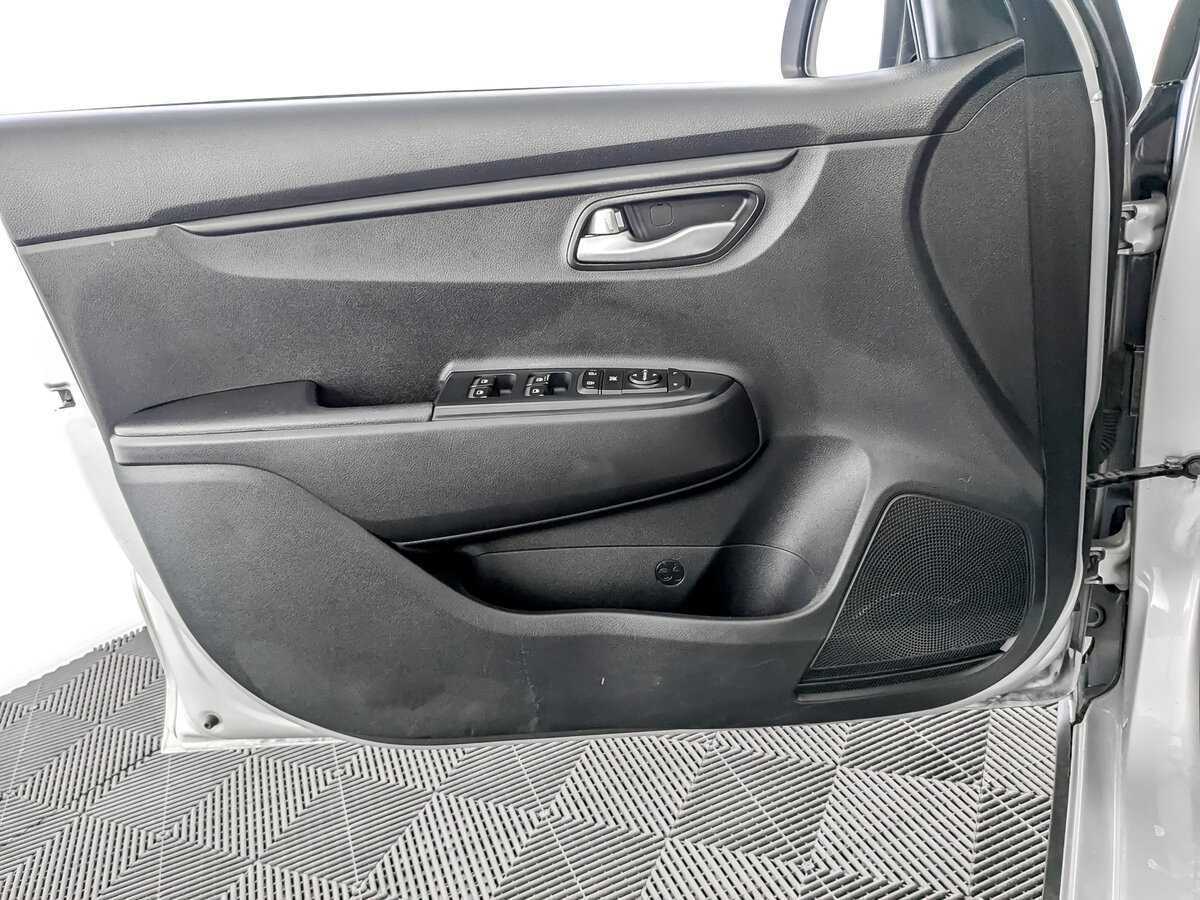 Купить Киа Рио, 2020, 202 761 км.. Фото: #16