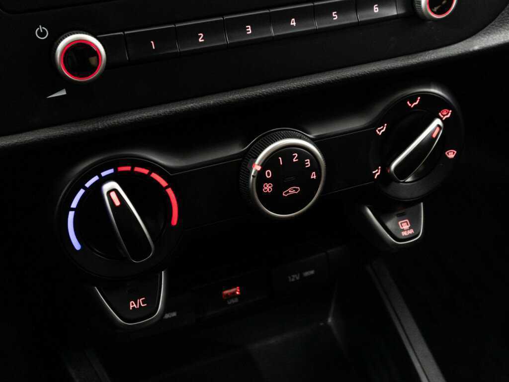 Купить Киа Рио, 2022, 28 841 км.. Фото: #19