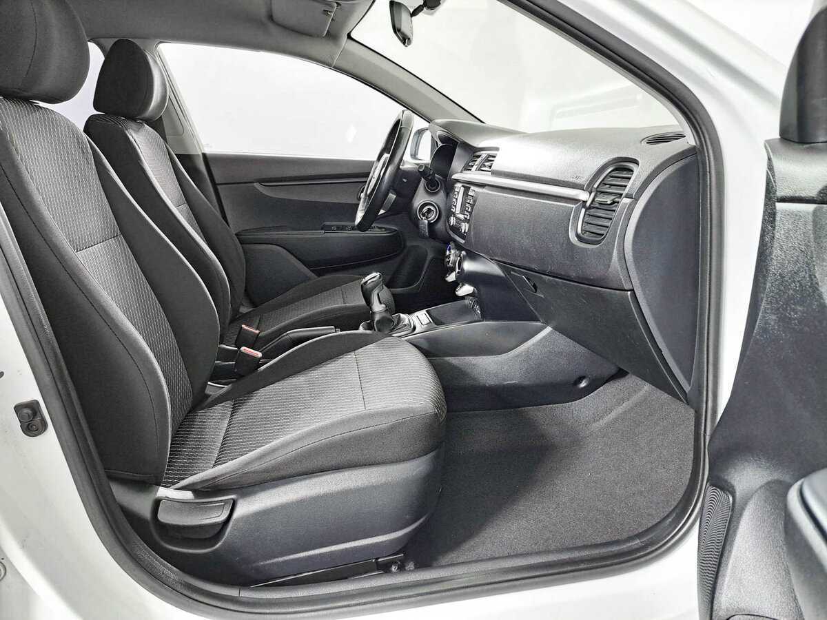 Купить Киа Рио, 2018, 124 511 км.. Фото: #10