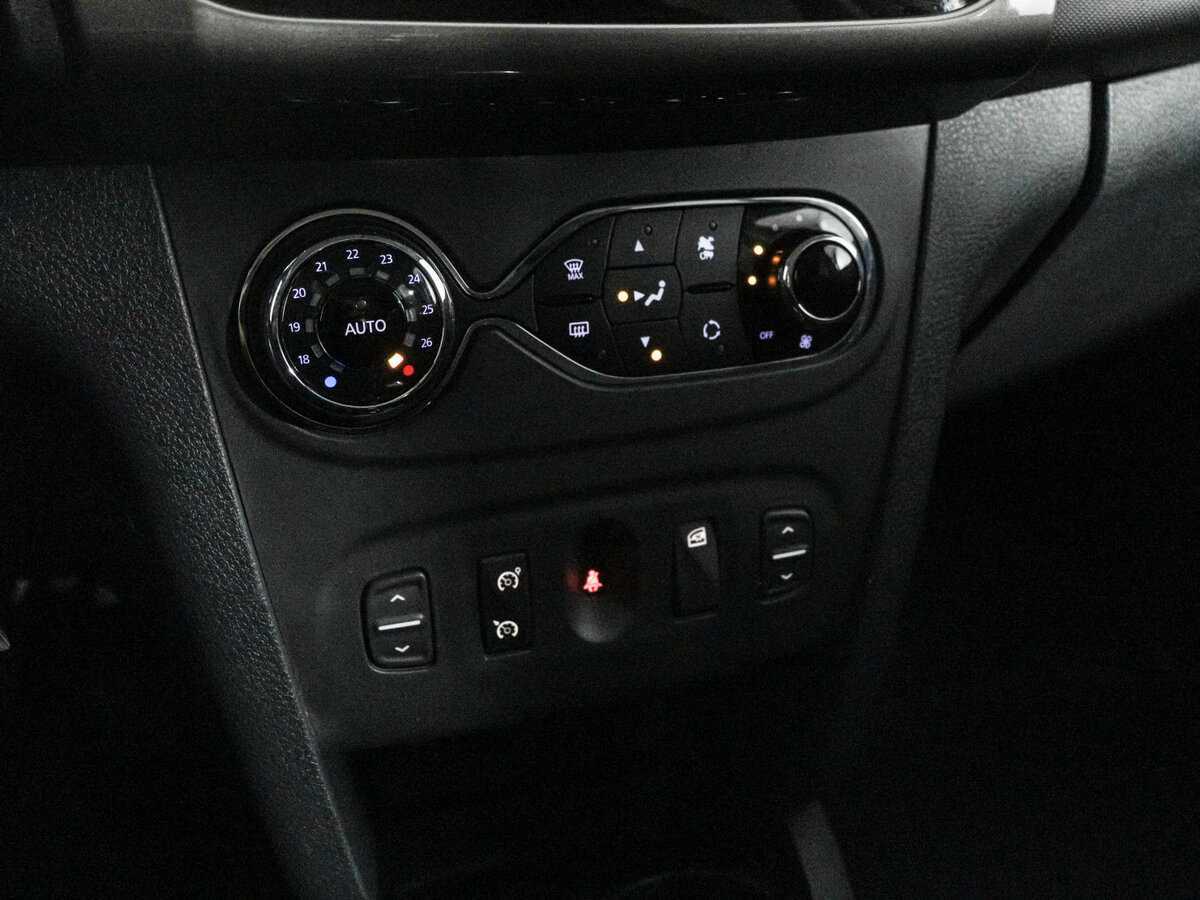 Купить Рено Сандеро, 2015, 71 646 км.. Фото: #9