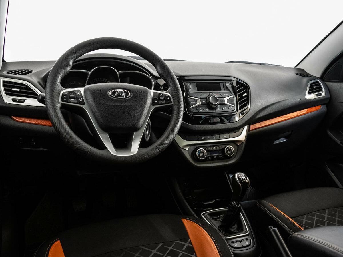 Купить Лада (ВАЗ) Веста, 2018, 72 753 км.. Фото: #8