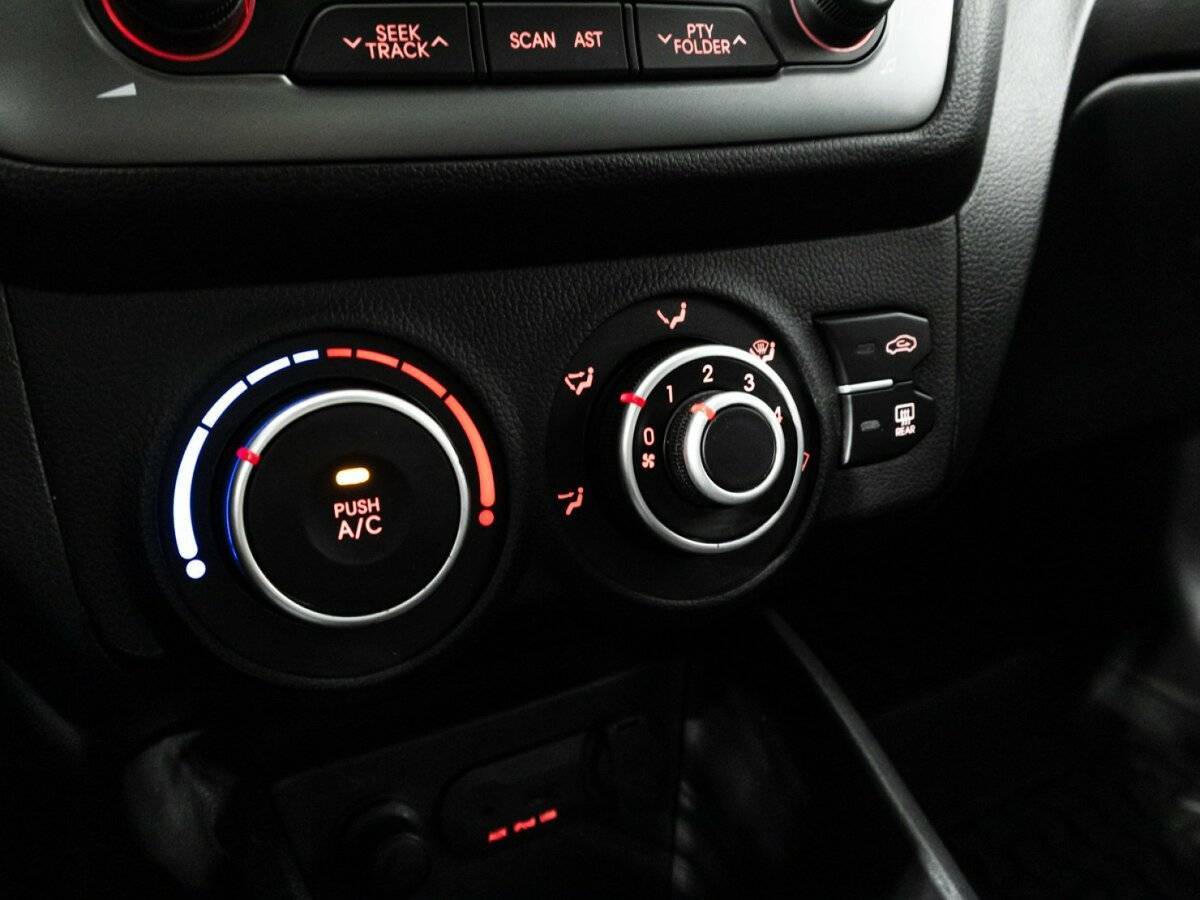 Купить Киа Рио, 2014, 153 713 км.. Фото: #16