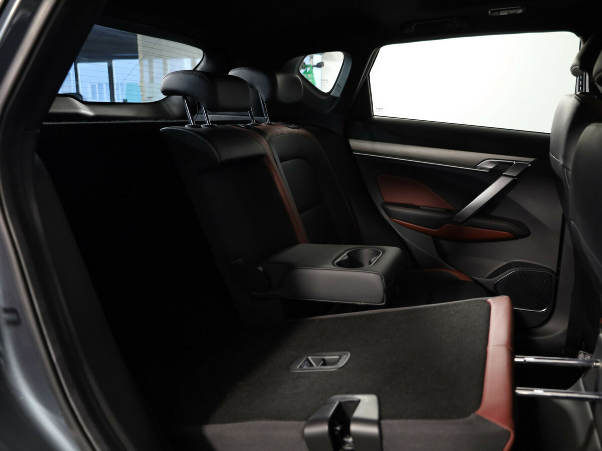 Купить Джили Кулрэй, 2022, 98 623 км.. Фото: #14