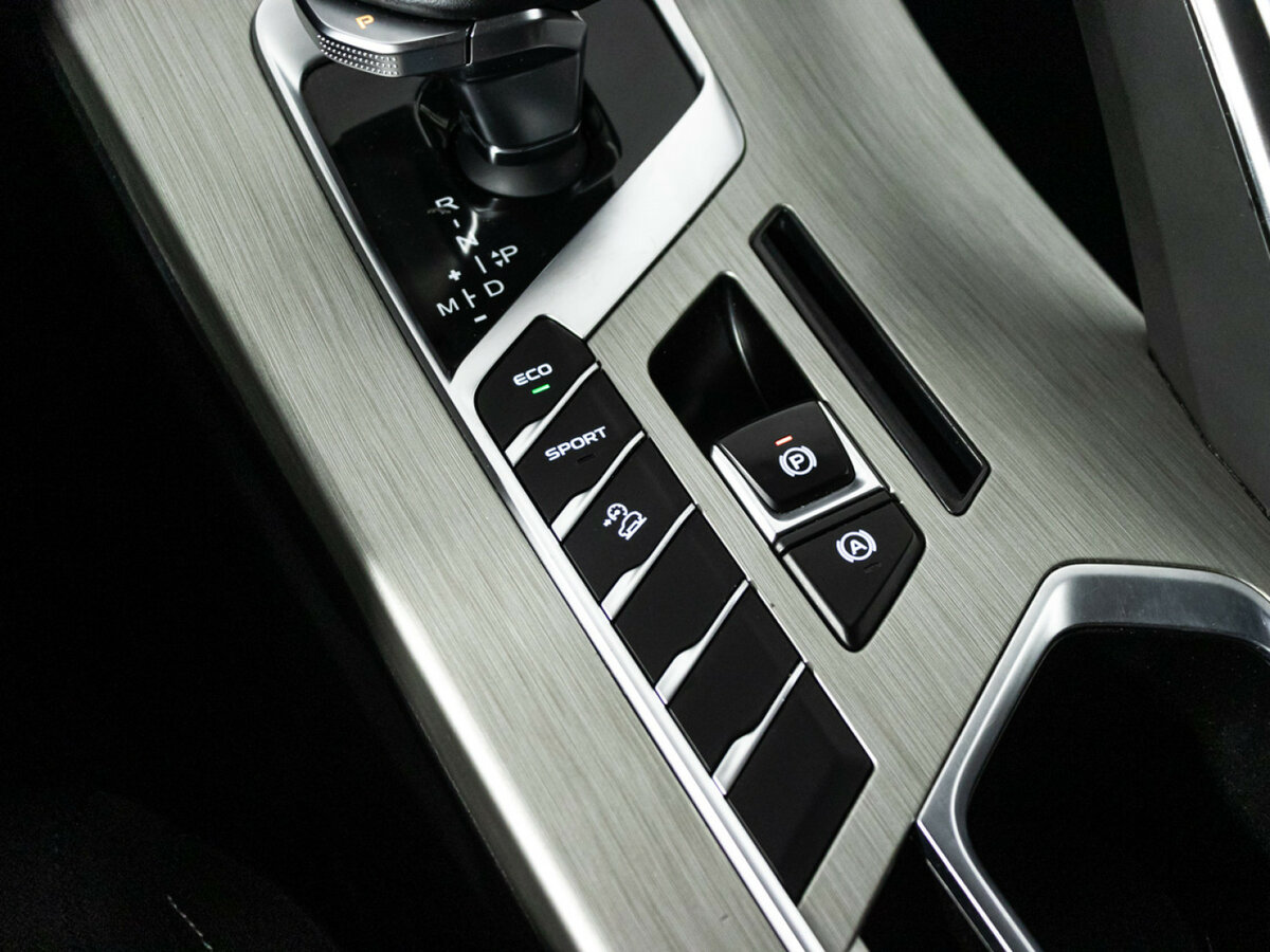 Купить Джили Кулрэй, 2022, 98 285 км.. Фото: #14